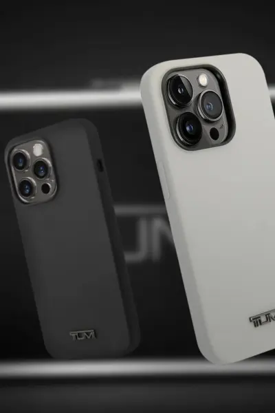 TUMI phone case